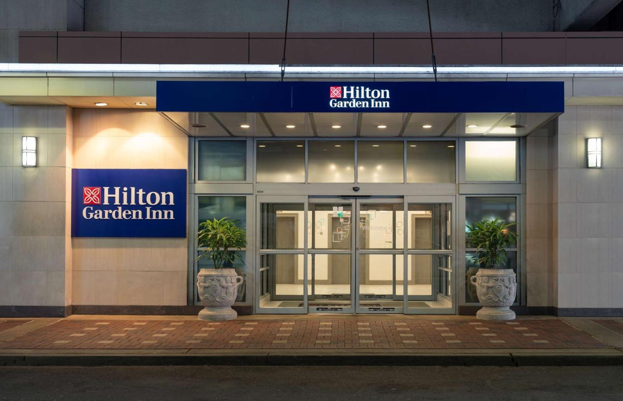 Hilton Garden Inn Philadelphia Center City Экстерьер фото